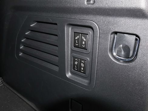 New 2026 GMC Acadia Denali Ultimate w/ LPO, Floor Liner Package FWD image 7