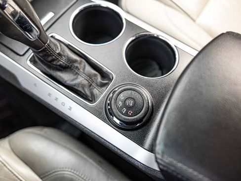 Used 2011 Ford Explorer XLT w/ 202A Rapid Spec Order Code image 29