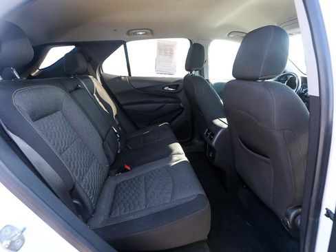 Used 2021 Chevrolet Equinox LT image 22
