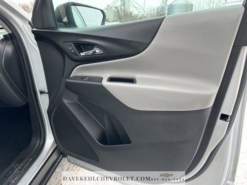 Used 2018 Chevrolet Equinox LS FWD image 19