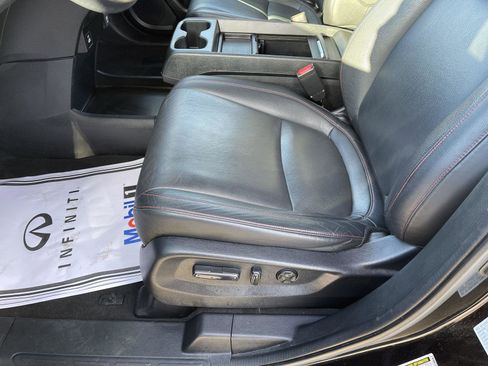 Used 2024 Honda Odyssey Sport image 3