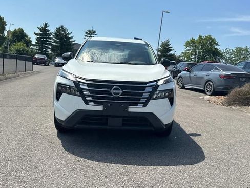Certified 2024 Nissan Rogue S AWD/4WD image 10