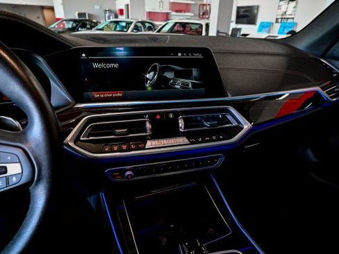 Used 2023 BMW X5 xDrive40i w/ Climate Comfort Package image 35
