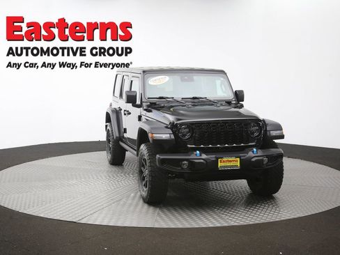 Used 2024 Jeep Wrangler Unlimited AWD/4WD image 53