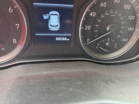 Used 2019 Hyundai Kona SEL FWD image 9
