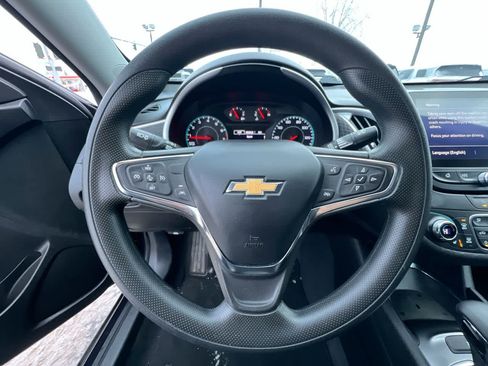 Used 2023 Chevrolet Malibu LT FWD image 14