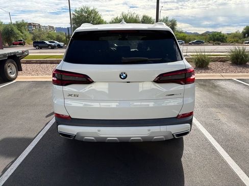 Certified 2022 BMW X5 sDrive40i w/ Premium Package RWD image 5