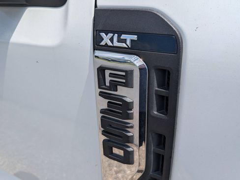 Used 2026 Ford F350 XLT AWD/4WD image 9