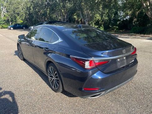 Used 2022 Lexus ES 350 w/ Premium Package FWD image 4