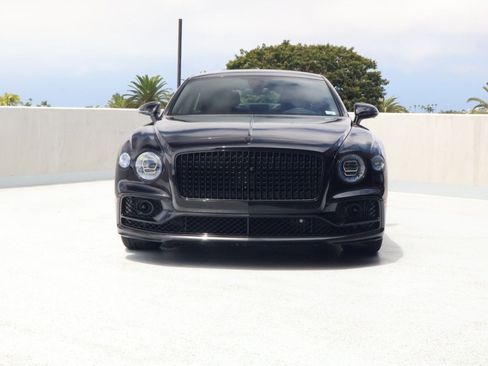 Used 2023 Bentley Flying Spur S V8 AWD/4WD image 9
