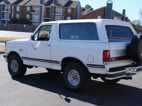 Used 1990 Ford Bronco AWD/4WD image 17