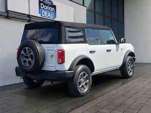 Used 2023 Ford Bronco Big Bend image 3