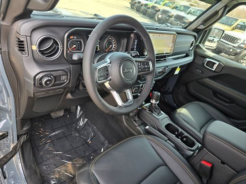 New 2026 Jeep Wrangler Sahara image 21