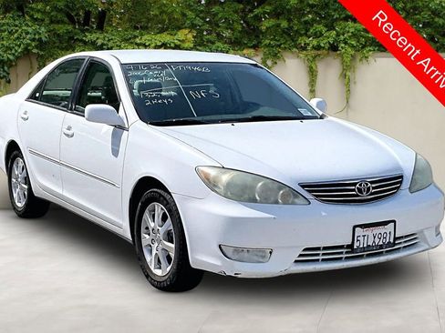 Used 2006 Toyota Camry XLE image 1