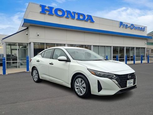 Used 2024 Nissan Sentra S FWD image 3