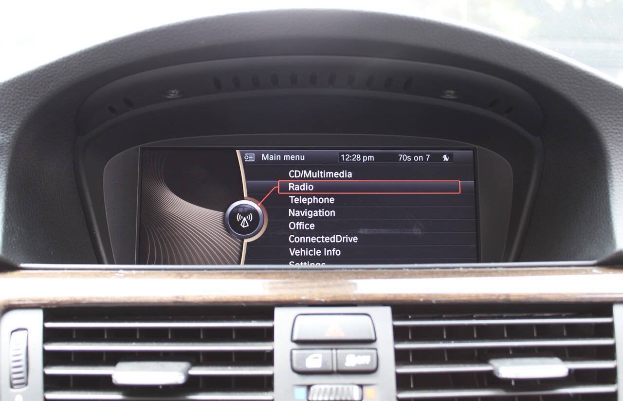 Used 2013 BMW 335i Convertible RWD image 25