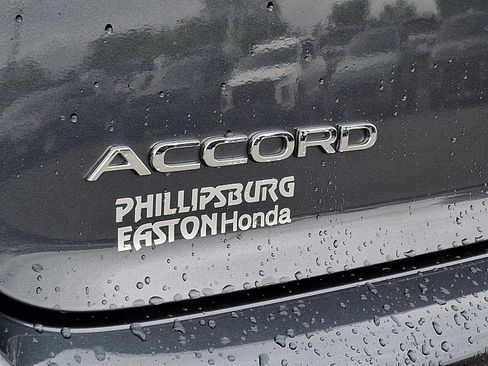 Used 2023 Honda Accord EX image 30