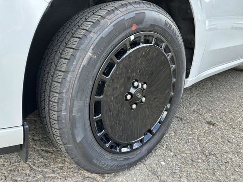 New 2025 Ford Maverick Lobo image 14