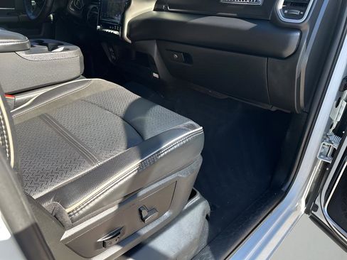 Used 2024 RAM 2500 Laramie image 16