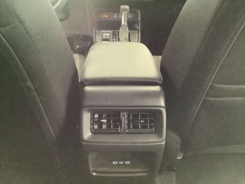 Used 2024 Honda CR-V EX image 17