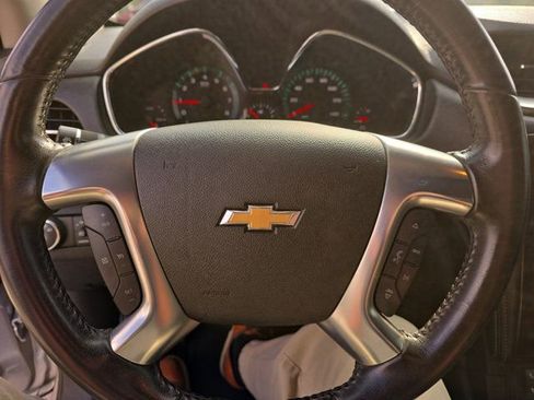 Used 2016 Chevrolet Traverse LT w/ Traveler's Package image 19