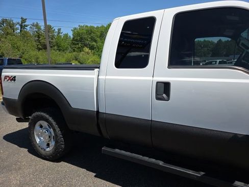 Used 2012 Ford F250 XLT w/ XLT Interior Pkg AWD/4WD image 13