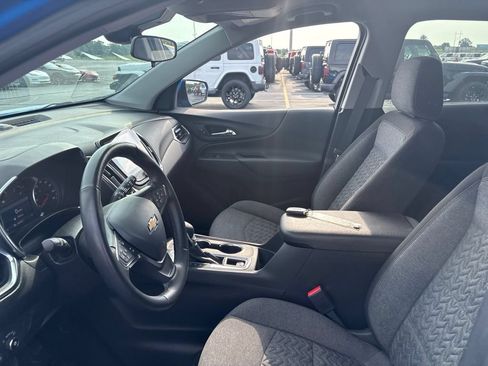 Used 2024 Chevrolet Equinox LT FWD image 12