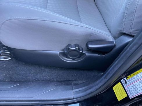 Used 2022 Toyota Tacoma SR5 image 30