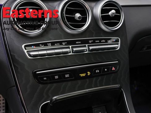 Used 2023 Mercedes-Benz GLC 300 4MATIC Coupe image 19