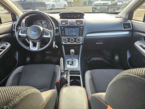 Used 2017 Subaru Crosstrek 2.0i Premium image 18