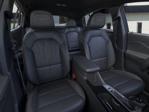New 2026 Buick Envista Avenir image 16