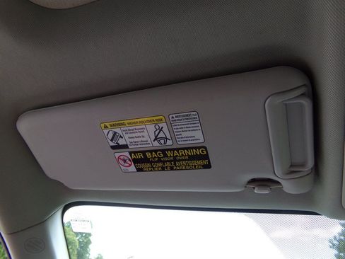 Used 2016 Toyota RAV4 XLE FWD image 30