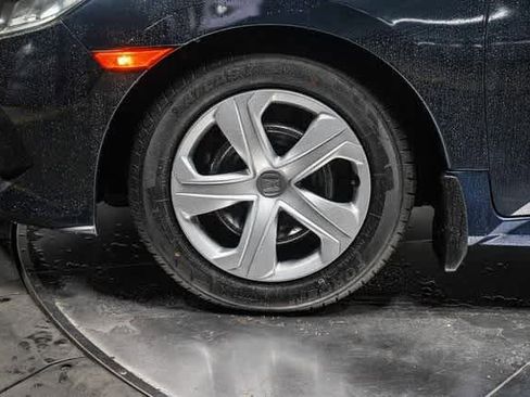 Used 2017 Honda Civic LX image 9