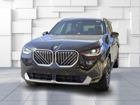 Used 2026 BMW X3 xDrive30i w/ Convenience Package AWD/4WD image 3