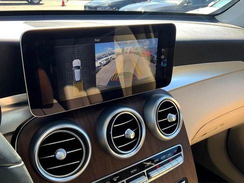 Certified 2021 Mercedes-Benz GLC 300 4MATIC image 23