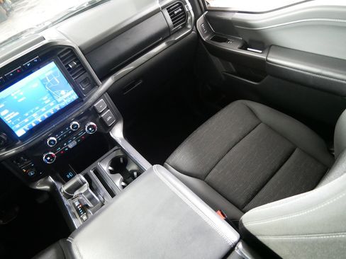 Used 2021 Ford F150 XLT w/ Equipment Group 302A High image 11