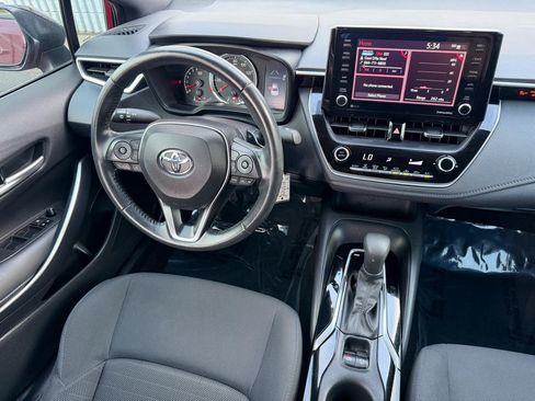 Used 2022 Toyota Corolla SE FWD image 29