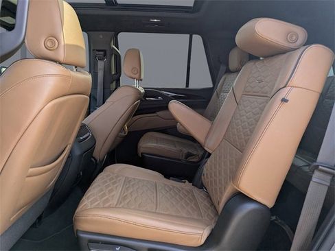 Used 2021 Cadillac Escalade Sport w/ Driver Assist Tech Package image 15