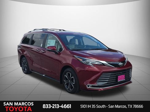 New 2026 Toyota Sienna Platinum AWD/4WD image 3