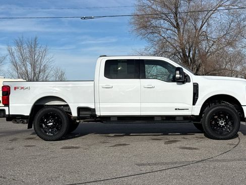 Used 2024 Ford F250 Lariat w/ Sport Appearance Package image 8