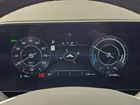Certified 2023 Kia Niro Wind w/ Wind Preserve Package FWD image 12