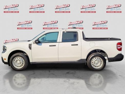 Used 2025 Ford Maverick XL w/ Equipment Group 102A AWD/4WD image 2
