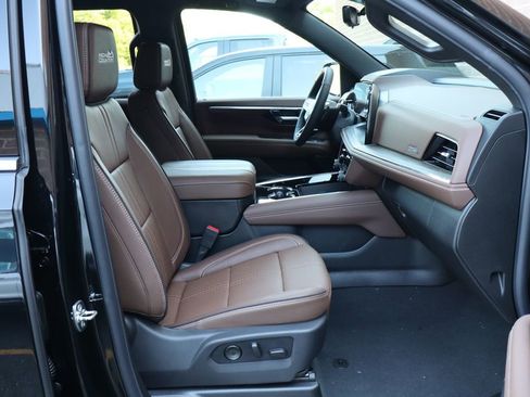 New 2026 Chevrolet Tahoe High Country AWD/4WD image 57