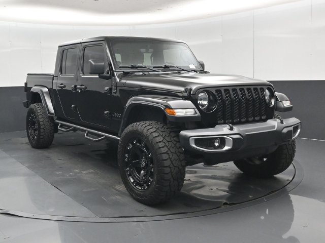 Used 2020 Jeep Gladiator Sport w/ Quick Order Package 24S AWD/4WD image 1