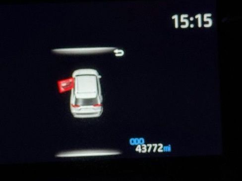 Used 2023 Toyota RAV4 XSE image 4