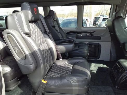 New 2025 GMC Savana 2500 Extended w/ Driver Convenience Package image 7