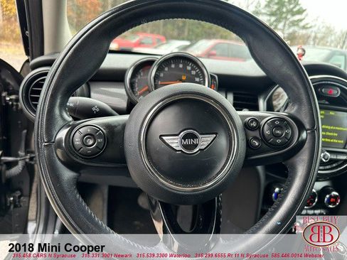 Used 2018 MINI Cooper 4-Door Hardtop w/ Signature Line Package image 15