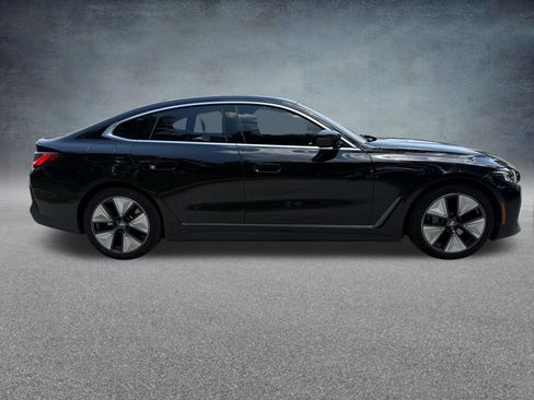 Used 2025 BMW i4 eDrive40 w/ Premium Package RWD image 7