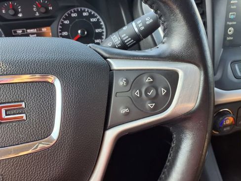 Used 2018 GMC Acadia SLE FWD image 26