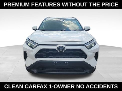 Used 2025 Toyota RAV4 XLE FWD image 3